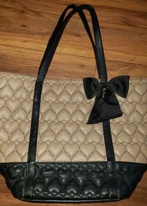 Betsey Johnson tan heart tote bag